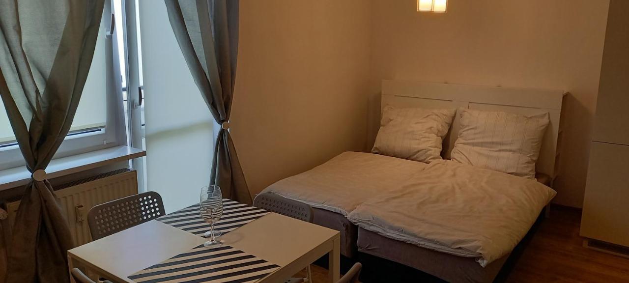 Apartmán Self Check-In Targi Mtp Airport Szpital P Poznaň Exteriér fotografie